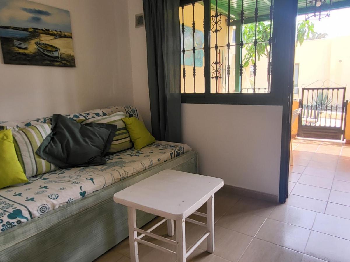 Giardino E Terrazza, Accogliente E Funzionale, Wi-Fi, Piscina Condivisa Apartment กอสตากาลมา ภายนอก รูปภาพ